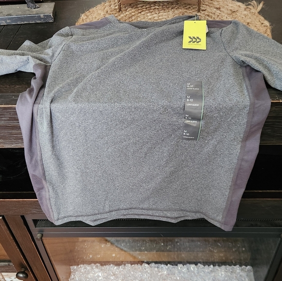 5/$15- All in Motion Youth(M, 8/10) Long Sleeve Gray Shirt - Picture 3 of 4